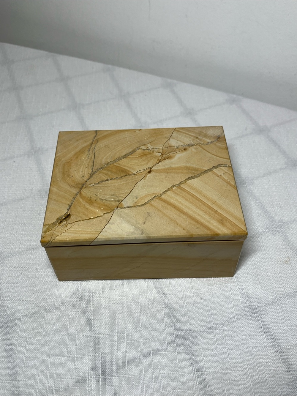 Natural Stone Decorative Trinket Box - Cream and Tan Accent
Like new